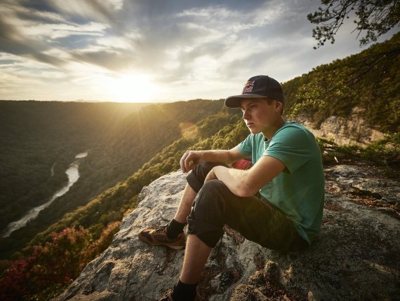 Alex Megos in New River Gorge National River in the United States.